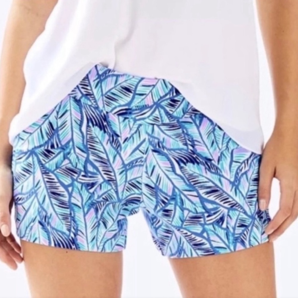Lilly Pulitzer‎ Makenna Point Knit Stretch Short. Size 2